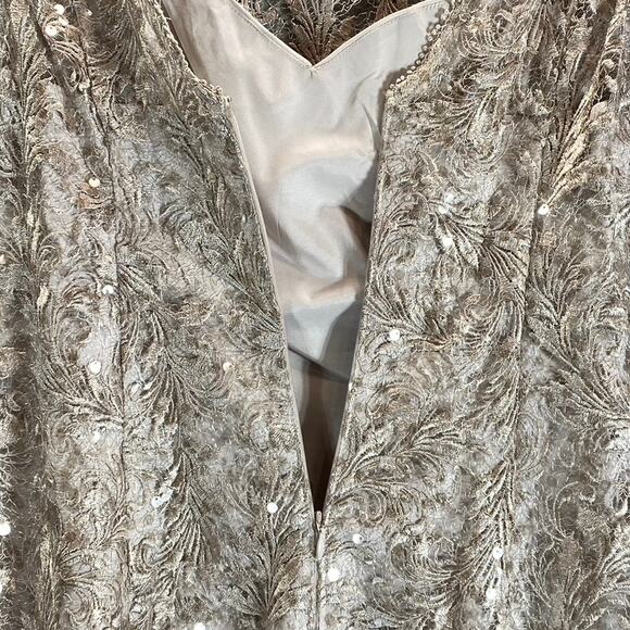 ADRIANNA PAPELL Women's Marble Embroidered Sequin Sleeveless Cocktail Dress - Picture 7 of 13